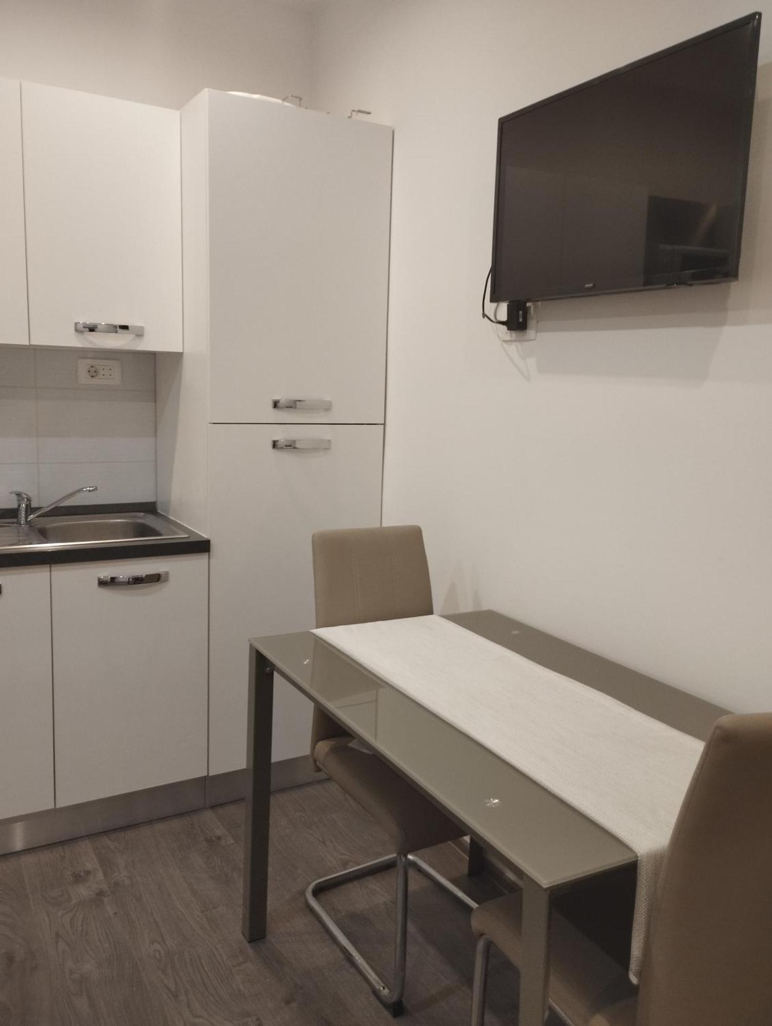 Apartman Adriatic 2 Διαμέρισμα Kaštela Εξωτερικό φωτογραφία